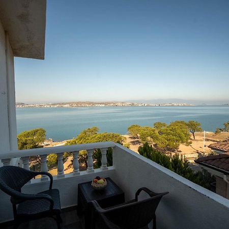 Camlik 87 Hotel Ayvalik Bagian luar foto
