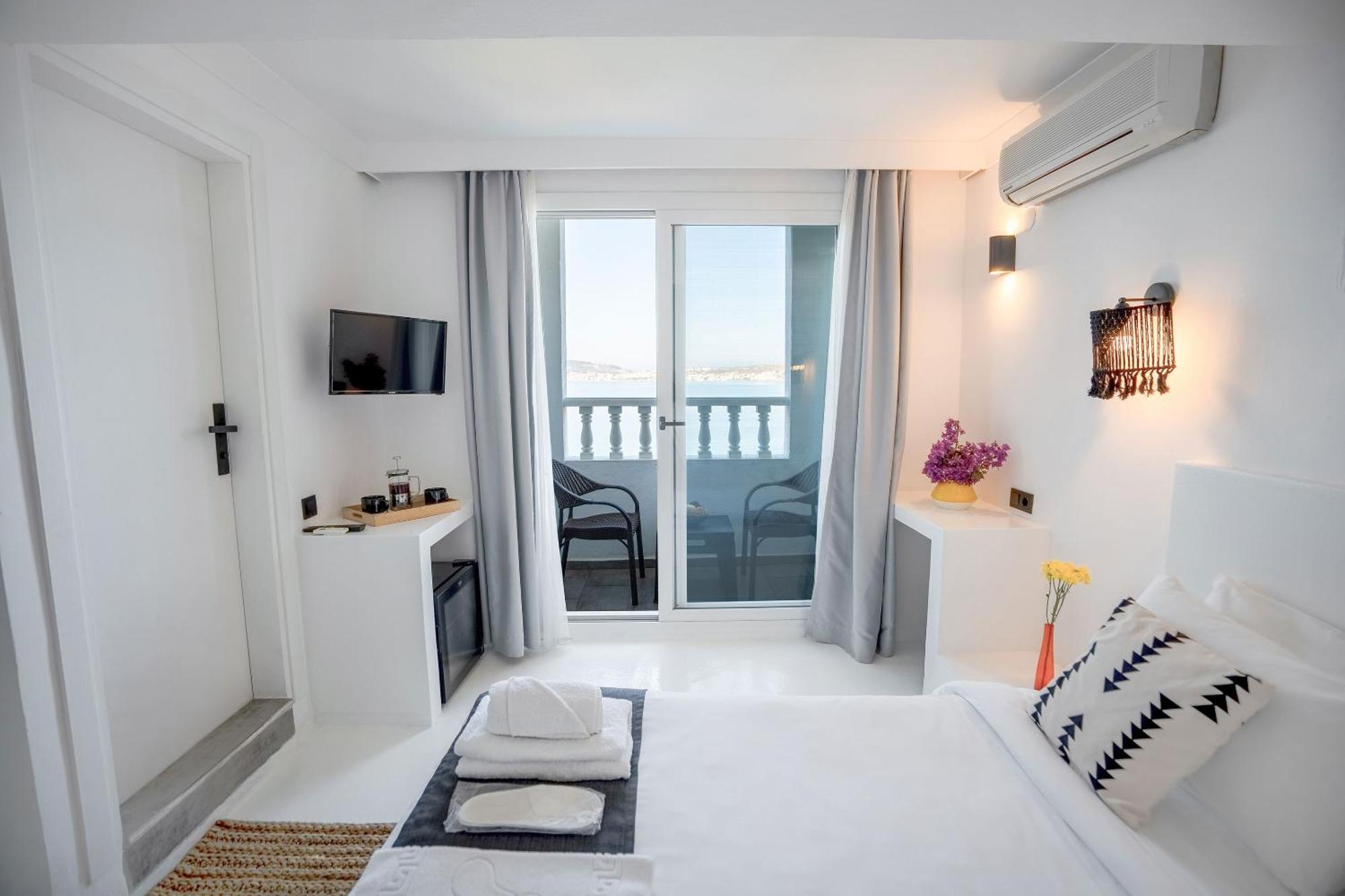 Camlik 87 Hotel Ayvalik Bagian luar foto